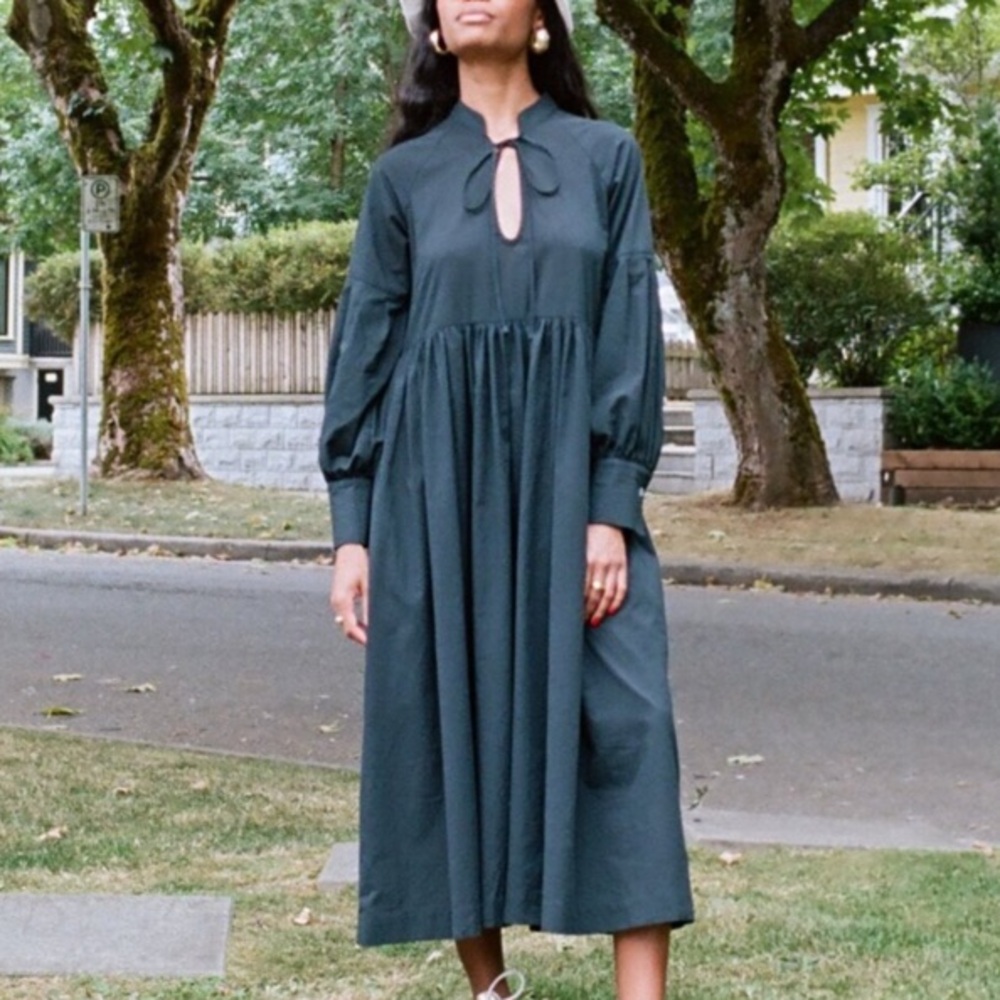 A Bronze Age Black House Dress Cotton Midi M Made in Canada - Picture 1 of 6